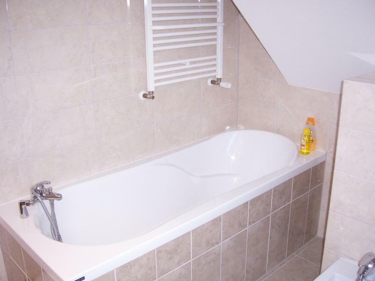 Domwigierski Pl -Jeziorki -Gr- Comfort-Ferienhaus-Polen - Wlasna Linia Brzegowa I Sauna Wysoki Most  외부 사진
